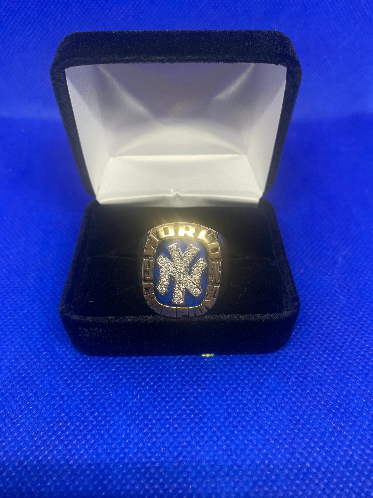 1996 World Series Pendant Ring